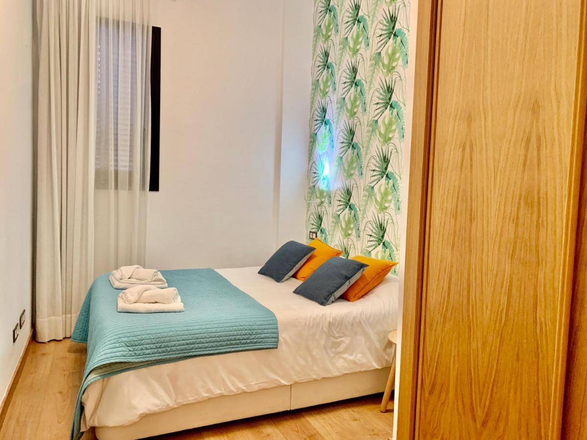 Homely Malaga Refino Bajo G6 Y F6 Bagian luar foto